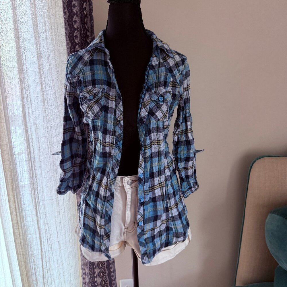 Derek Heart Light Blue and Navy Button Down Flannel Top Medium